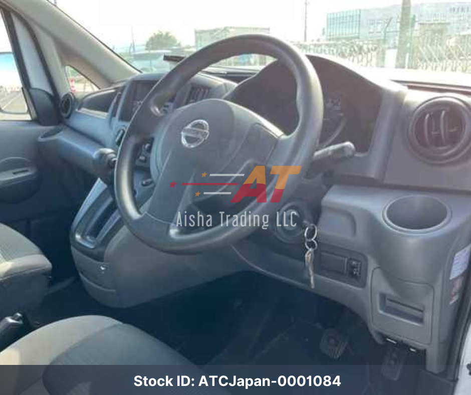 2012 NISSAN NV200